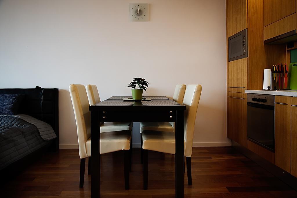Modern Apartment With Lake View Balatonlelle Exterior foto